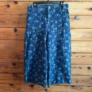 Charter Club Hi Waist Colette Crop Wide Leg Jeans with Flower Print Size 8